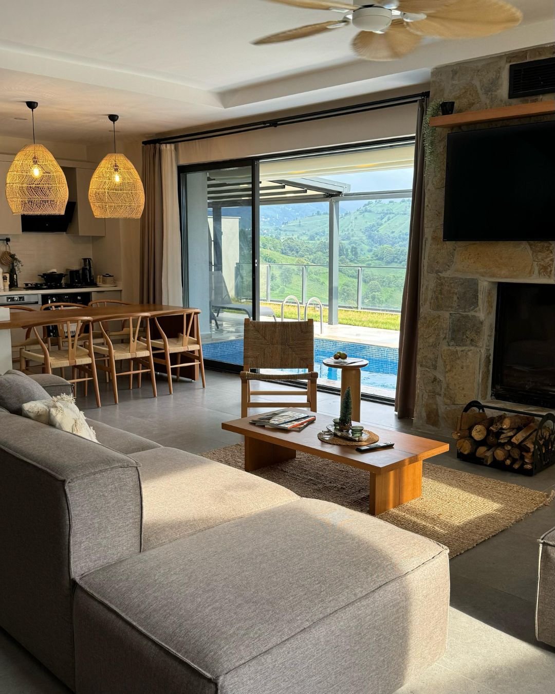 Bohemi King Villa (6-8 kişilik)